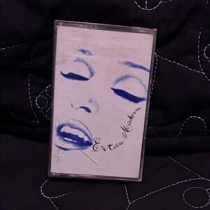 Madonna Erotica Cassette